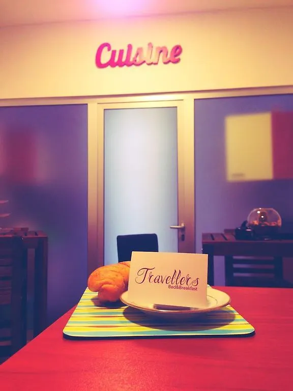 Bed & Breakfast Travellers Naples